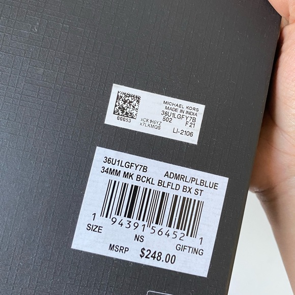 Michael Kors Men Box Set Wallet + Belt - Picture 7 of 8